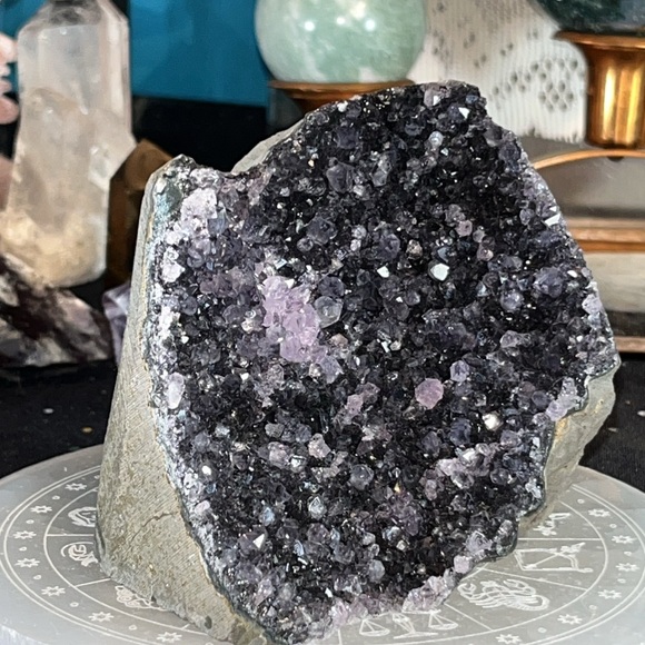 Amethyst druzy free form - Picture 6 of 6